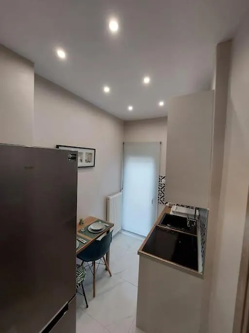 Cozy Flat In Thessaloniki Apartment